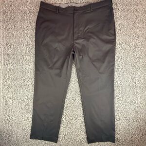 Ben Hogan Golf Pants 44x30 Black Caviar NWT Stretch UPF50 Performance